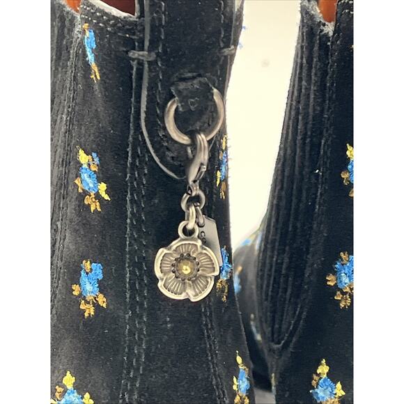 Coach Bowery Black Suede Floral Embroidery Chelsea Ankle Boots Booties 2” Sz 6 - Picture 7 of 16